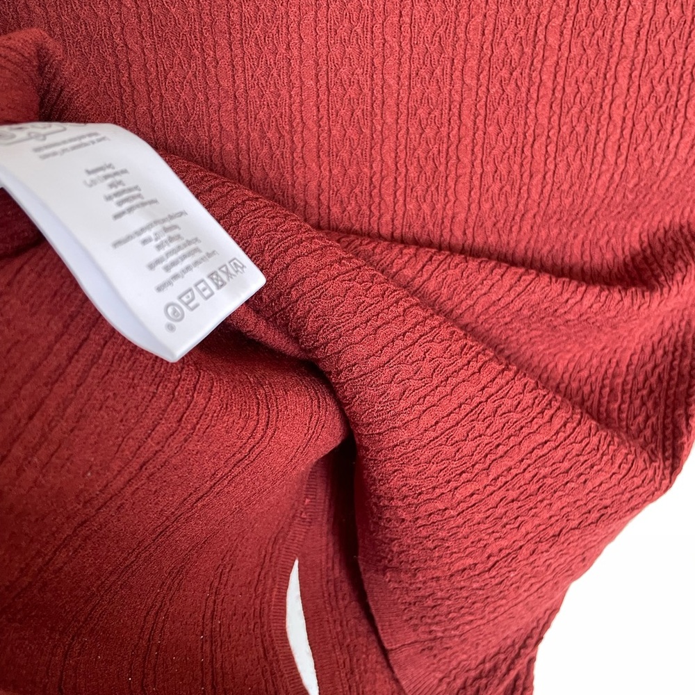 Women's Rust Sweater - Picture 5 of 5